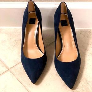 Blue block heel shoes Size 9 *New*without the box